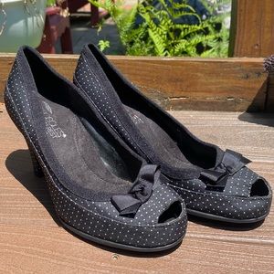Aerosoles peek toe heels
